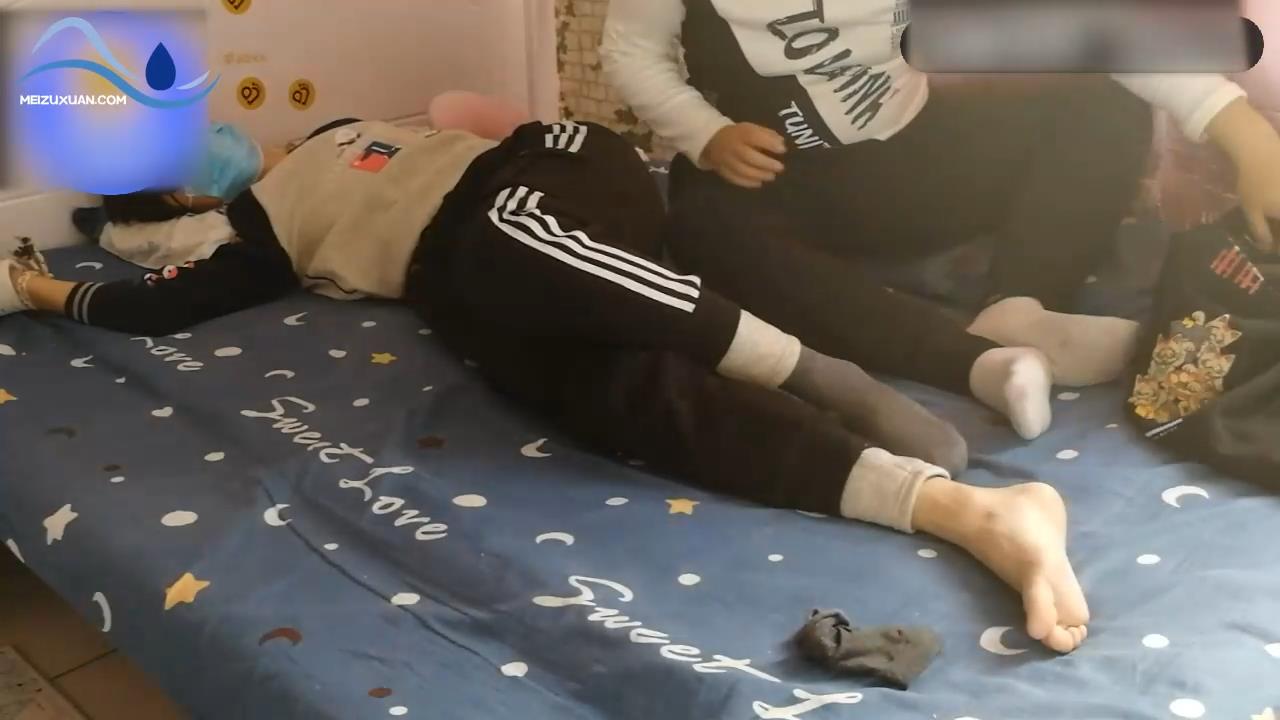 JDD25-超級怕癢直男帥弟弟體驗各種姿勢TK