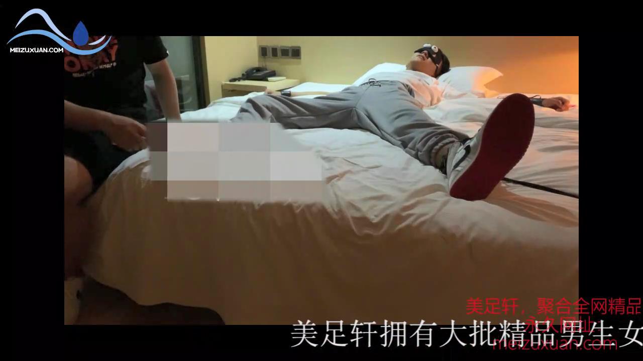 MZB103-怕癢運動男生大字捆反捆解壓