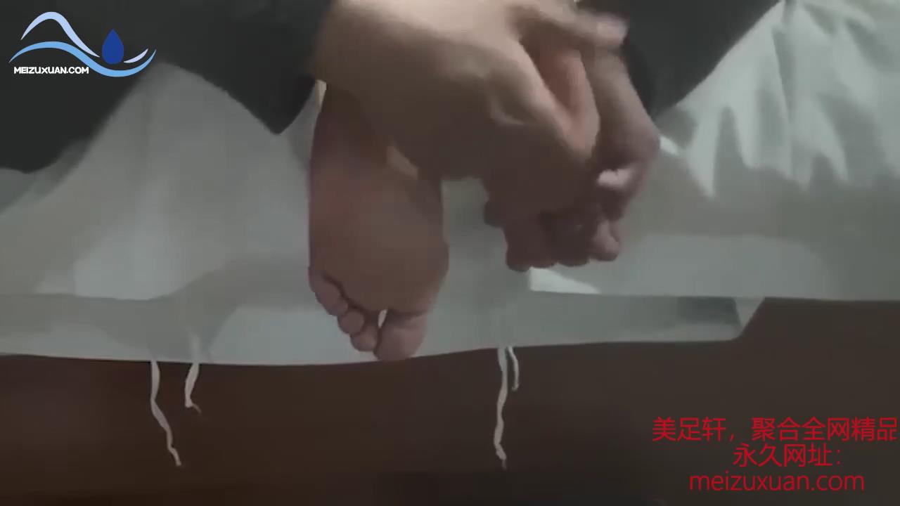 MZB147-白襪男生撓癢解壓