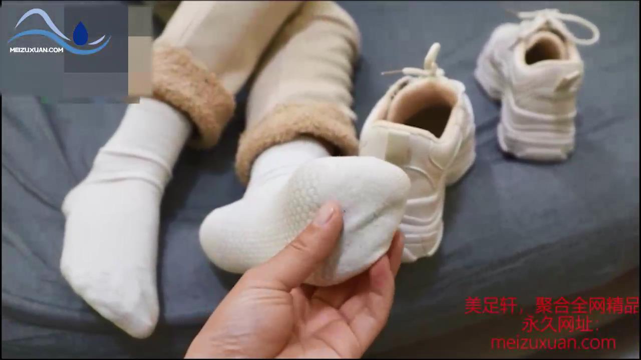 MZG93–小妹小白襪tk