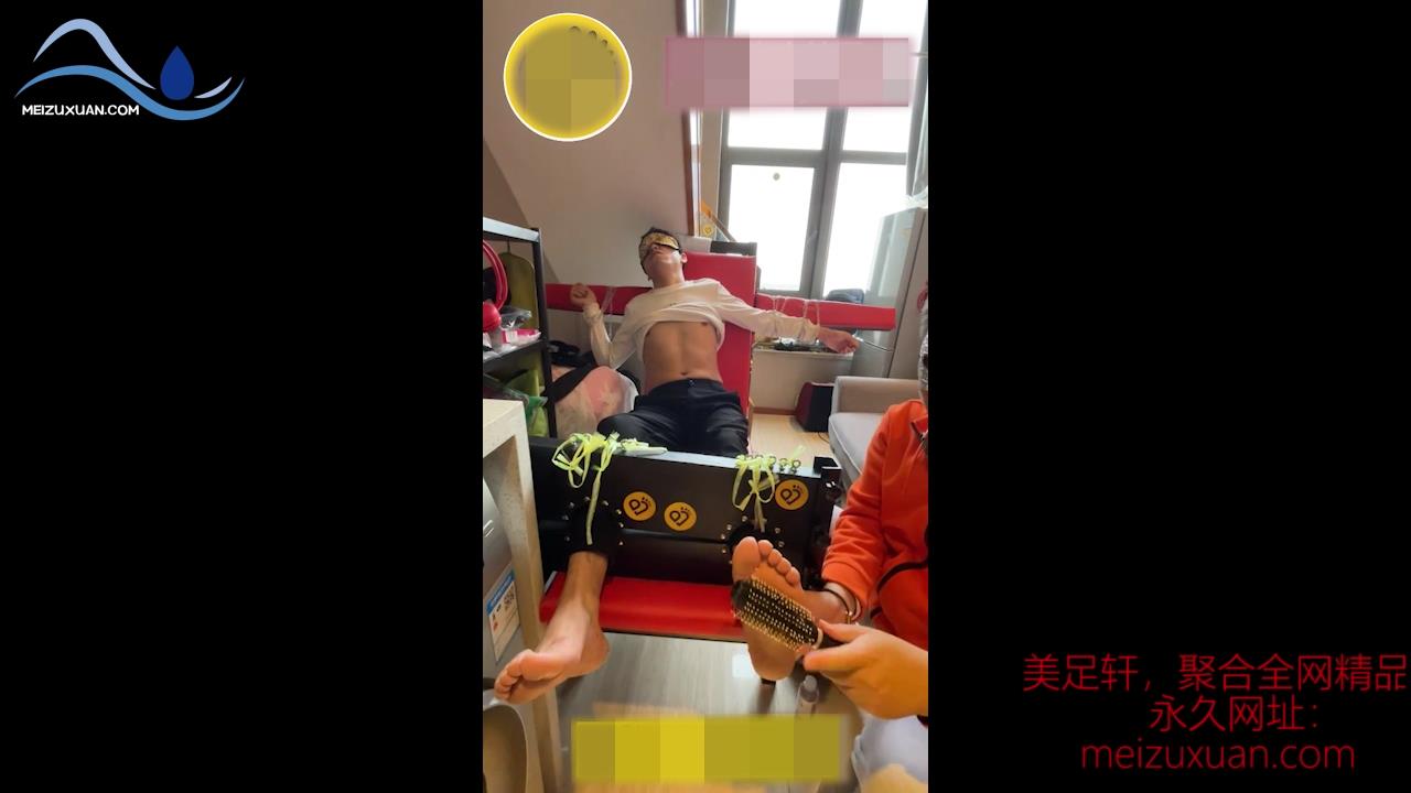 JDD41-光腳體育圈外弟弟首次撓癢體驗