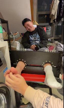 JDD151-超級怕癢46碼大jio直男小壯享受椅子撓癢