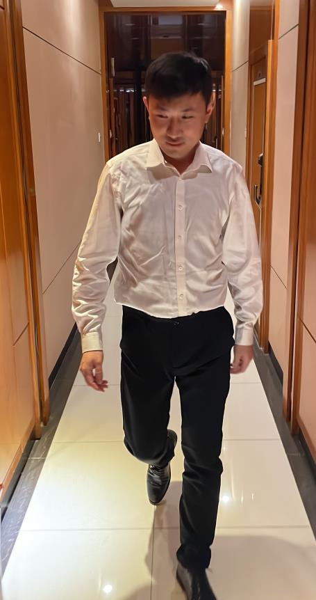 JDD152-商務正裝白領直男首次體驗撓癢放松