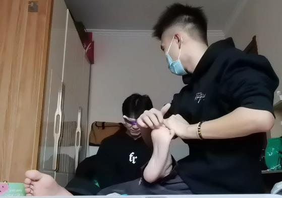 JDD154-大一男生被帥氣er撓癢癢