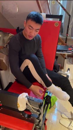 JDD143-腹肌体育生直男挠痒游戏