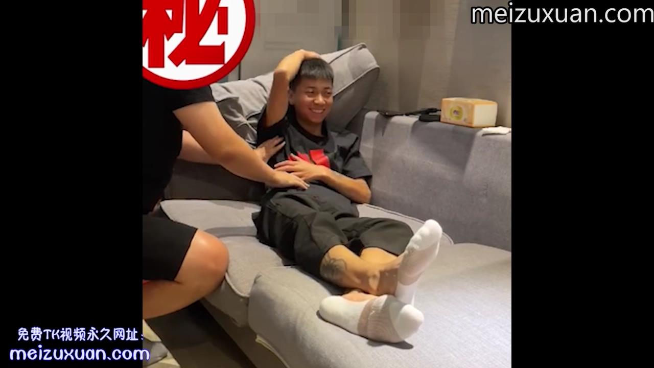 MZB427-（字幕，白襪，上身）白襪小哥被撓