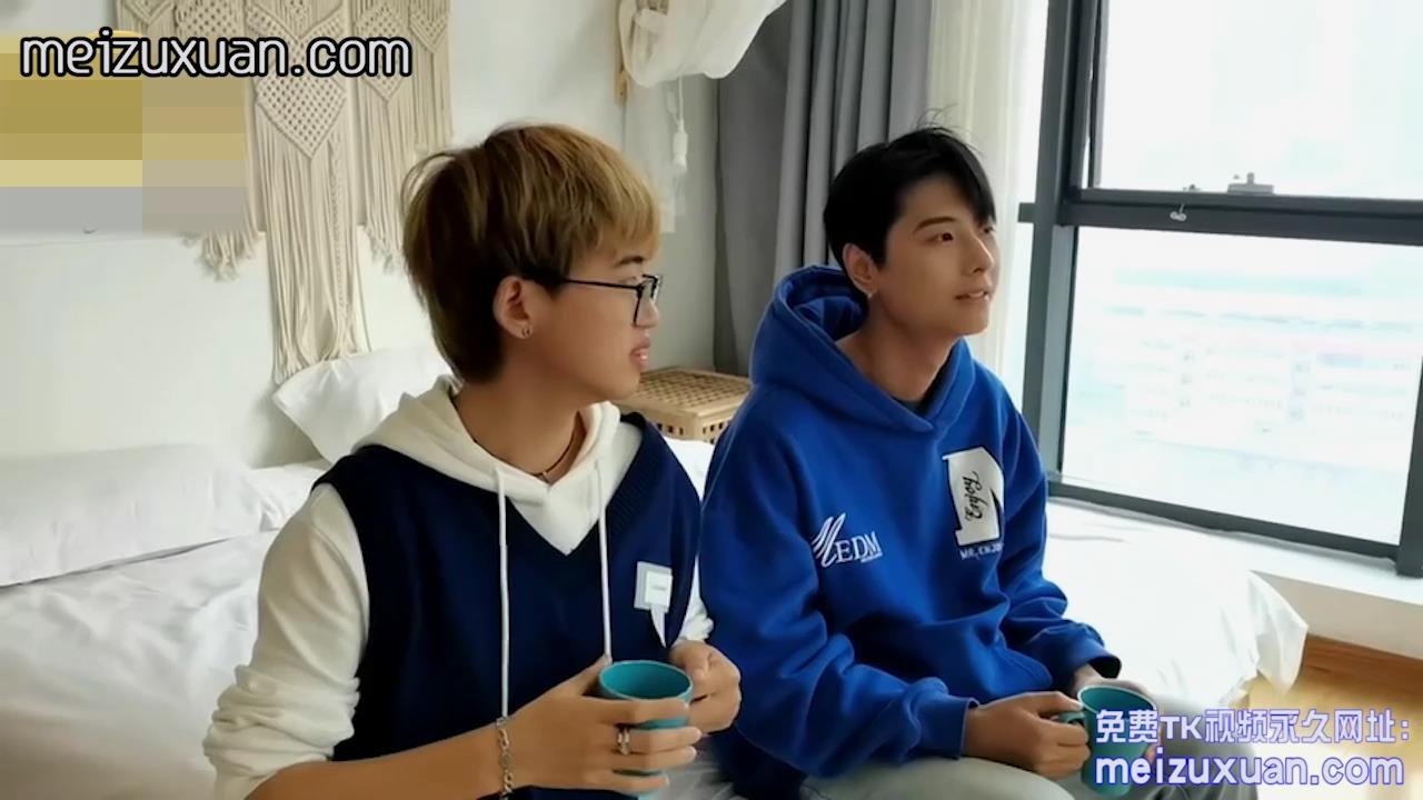 MZB570-（28min）小帥被請到家中撓癢
