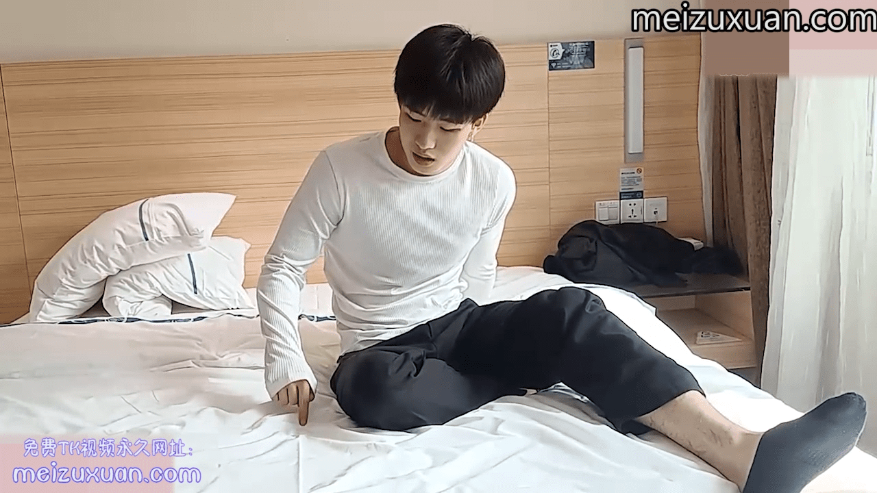 MZB831-小旋特輯之帥氣白衣男孩TK抽卡遊戲完整版