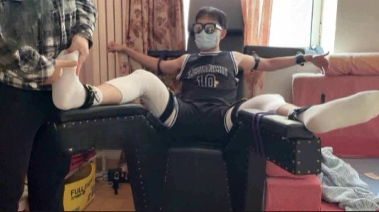 MZB1637-劇情滿口髒話的籃球學生被老師馴服去補課