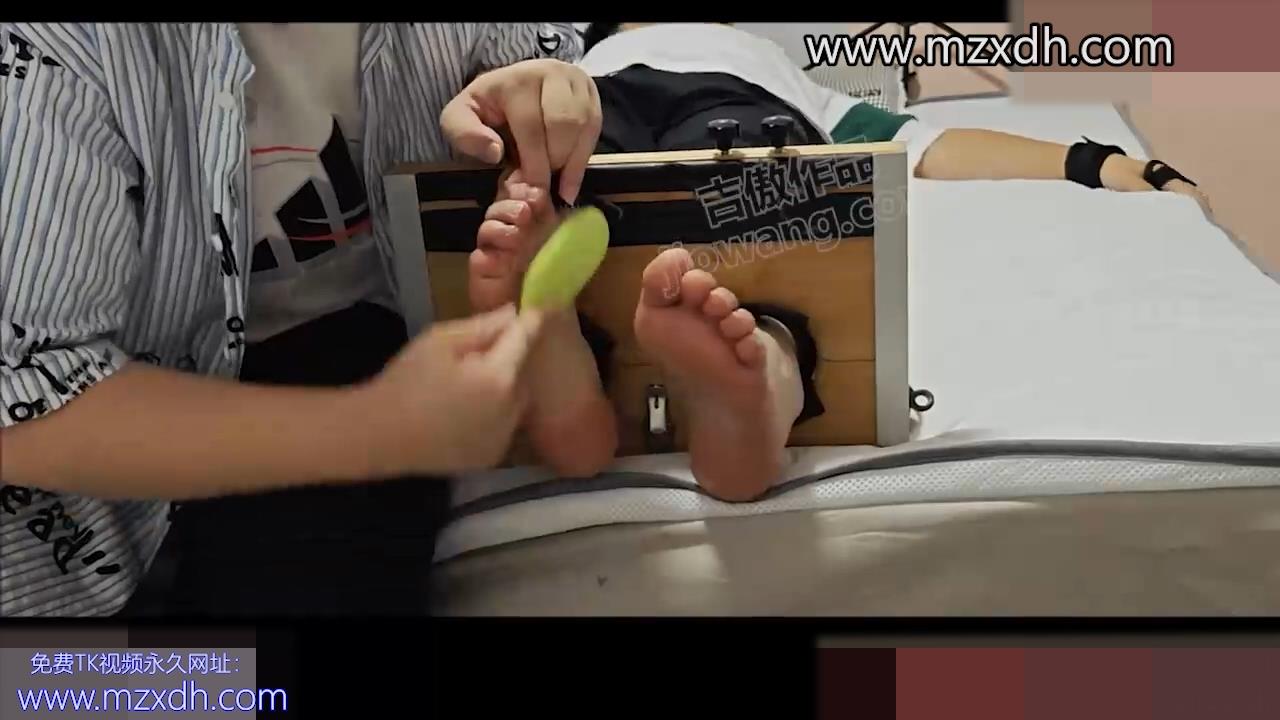 MZB1856-腳底超敏感的小狼被反t大笑