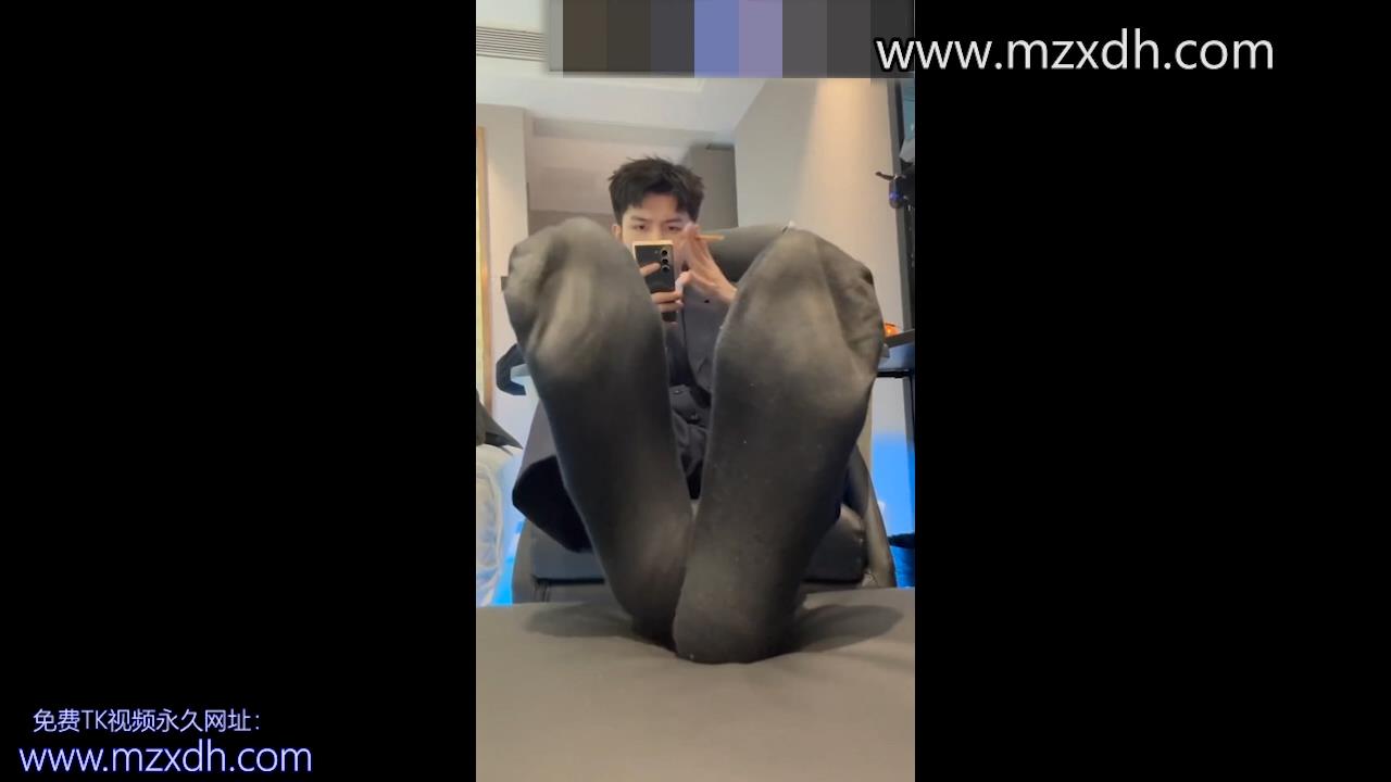MZB1915-（無聲音，看介紹！）帥哥李良鵬秀JIO集錦