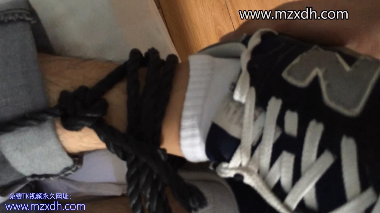 MZB2180-白襪男被撓