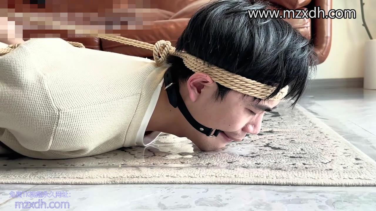 MZB2279-(捆綁無TK！)倒黴的體育生上集