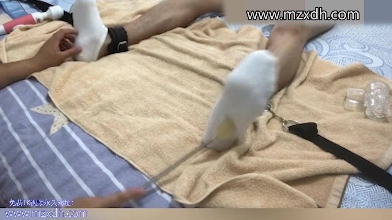 MZB2362-白襪皓軒被撓