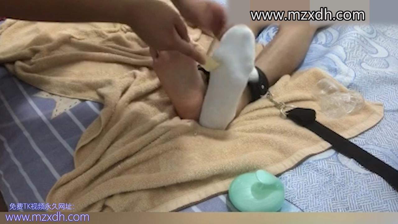 MZB2362-白襪皓軒被撓
