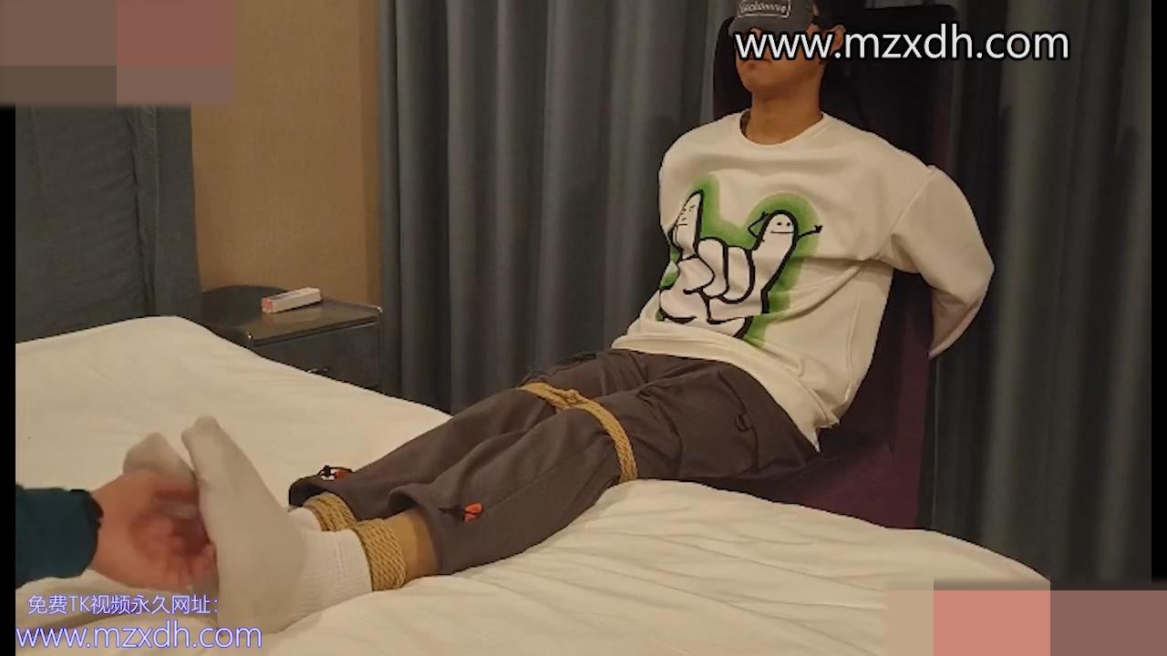 MZB2367-各種道具TK帥氣小哥白襪篇