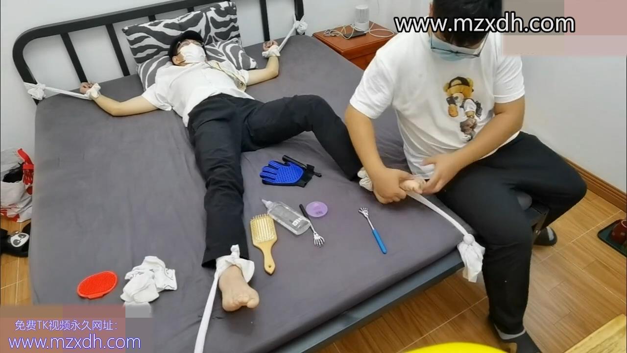 MZB2402-小昊TK實錄之超怕癢男生（大字篇）