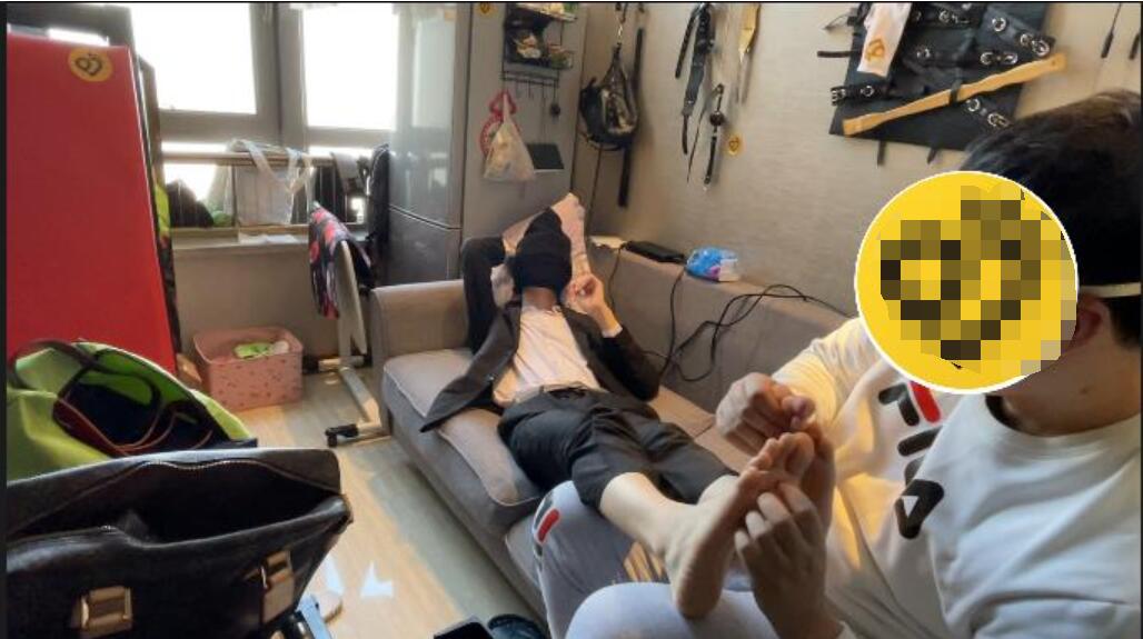 JDD186-超級怕癢瘦高正裝職員被撓癢懲罰