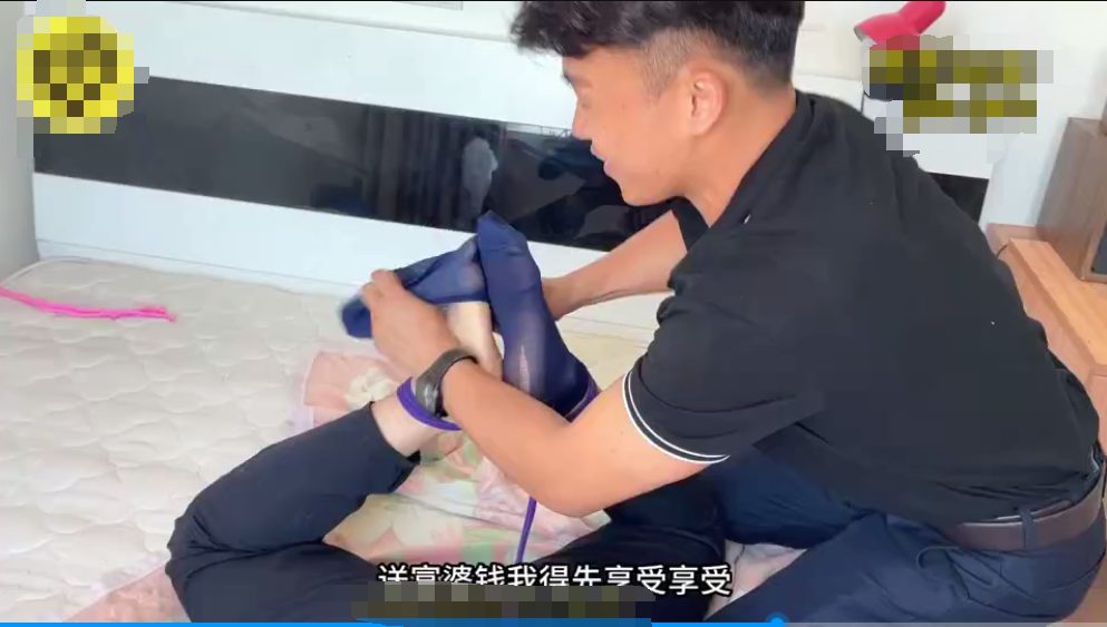 MZB969-販賣人父系列第1集：肌肉男的磨難