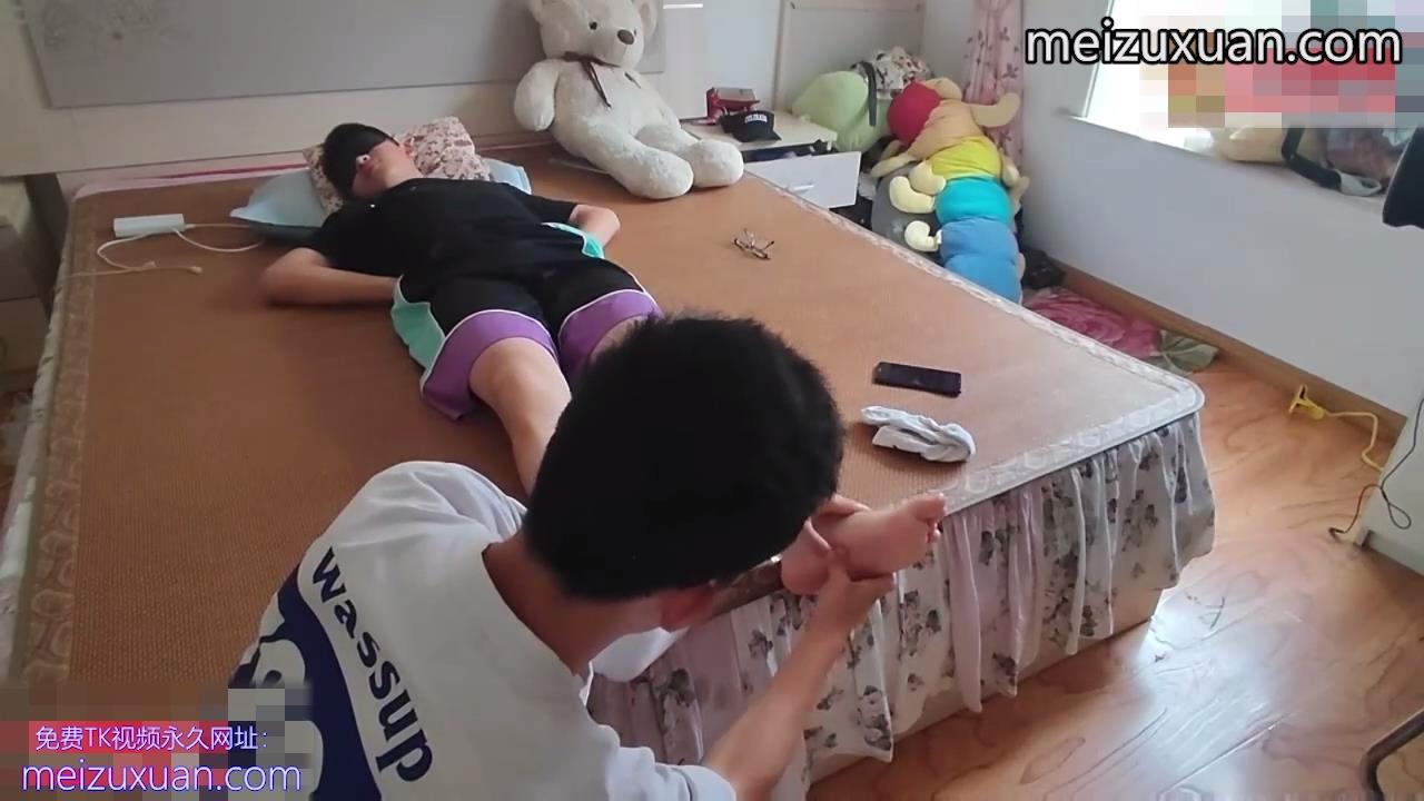 MZB963-小王狂T怕癢高中弟弟