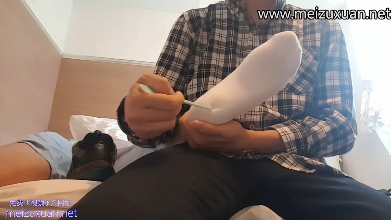 MZB1136-白襪光腳男被撓