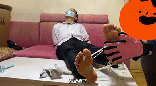 MZB1498-2401306西裝體育生撓癢面試