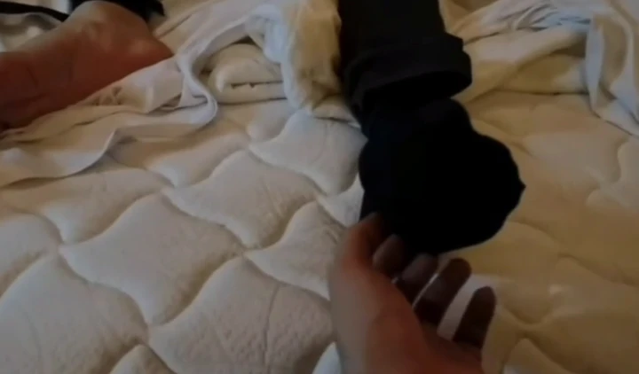 MZB1672-（19min）正裝絲襪直男人父被tk，怕癢尖叫～