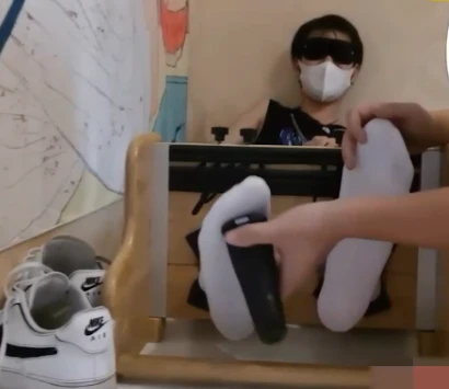 MZB1677-2405134 （31min）男生被撓